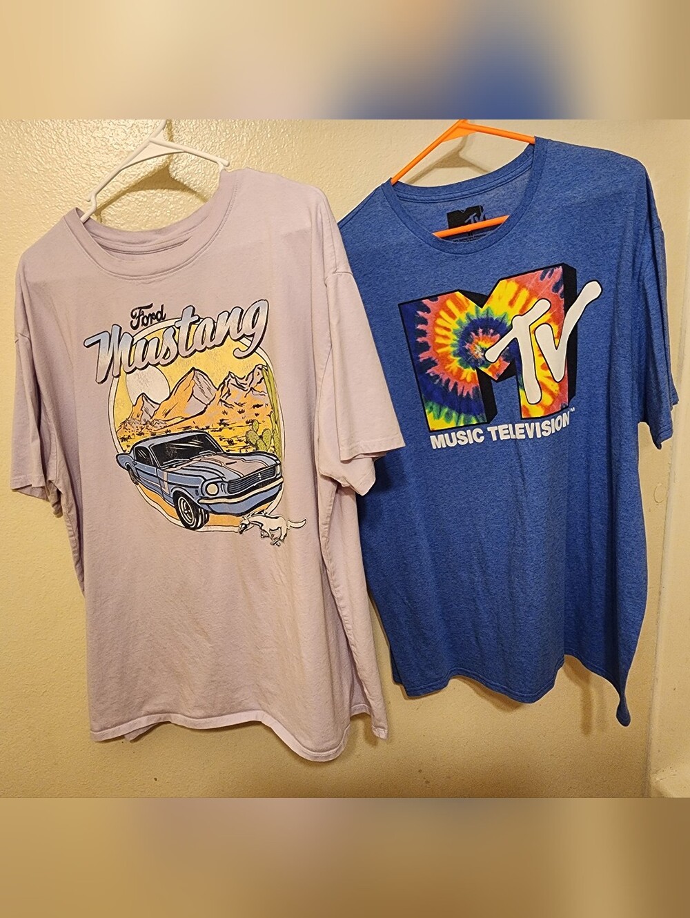 Ford Mustang Graphic Tee in Light Purple & MTV Tie-Dye Logo Tee in Blue - Bundle